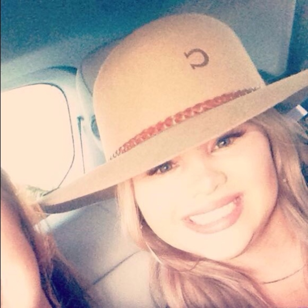 Charlie 1 horse wanderlust hat